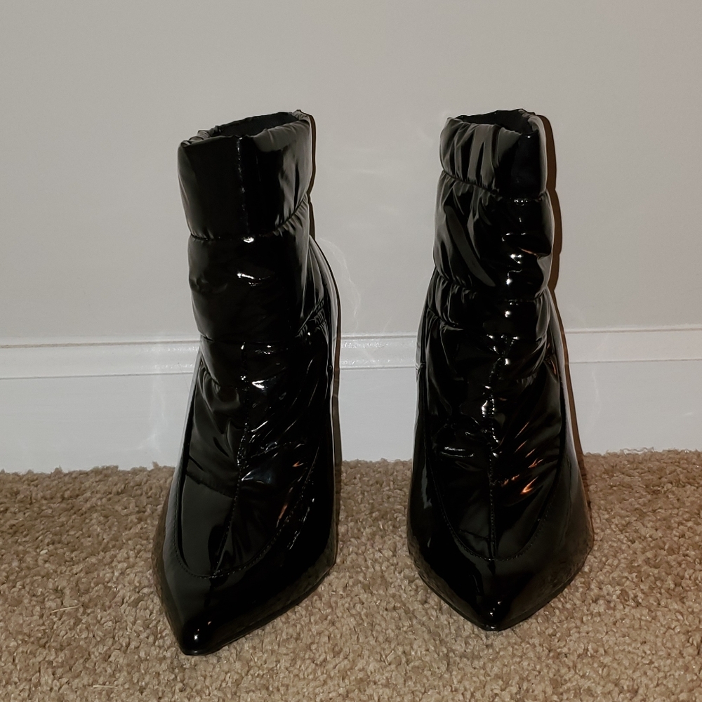 Boots - Picture 3 of 4